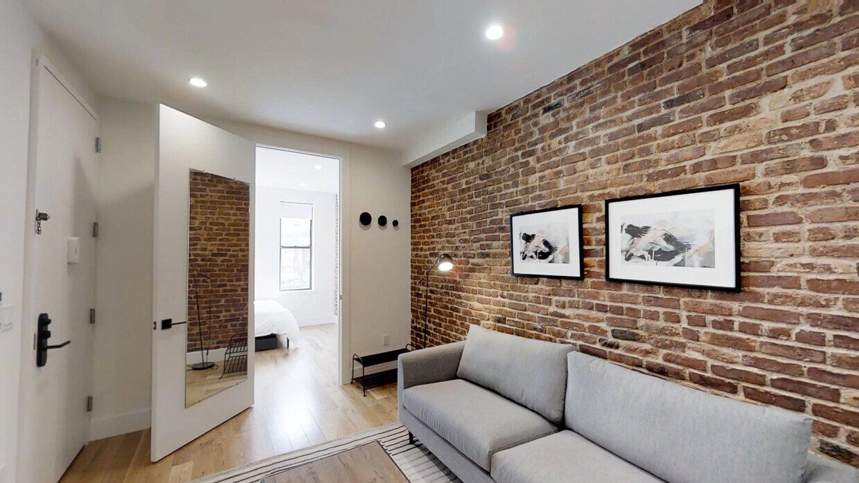 Photo - Room in Shared 3.0 bed/1 bath home