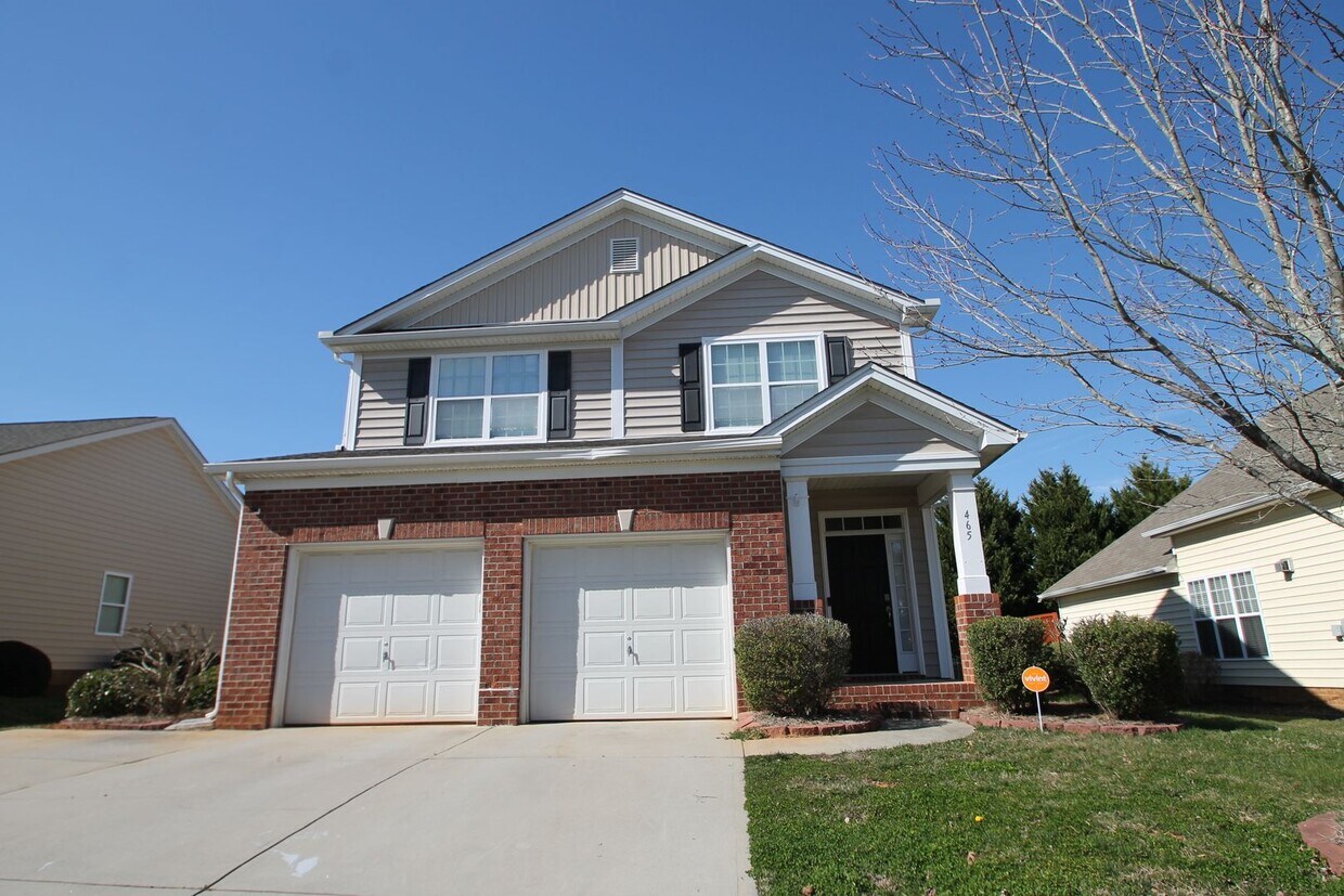Primary Photo - Exclusively Offered by Muse Realty, LLC