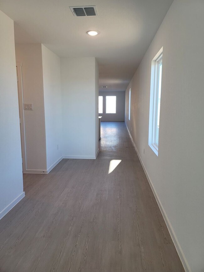 Building Photo - Brand new home on a corner lot!