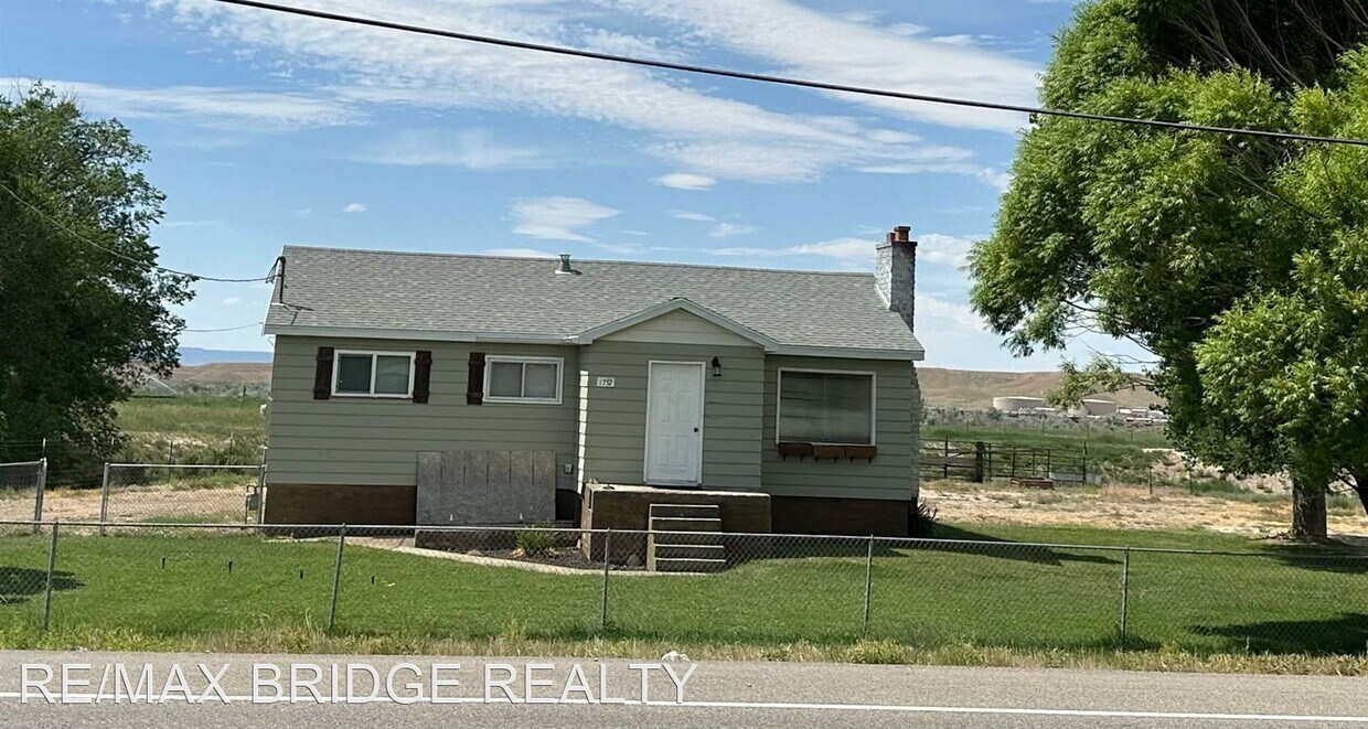 Primary Photo - 2 br, 1 bath House - 1752 E Main Street