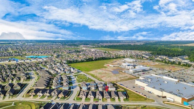 Building Photo - 11810 Radura Rd
