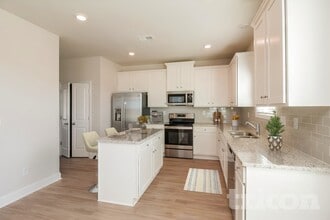 Interior Photo - Tricon Lake Norman