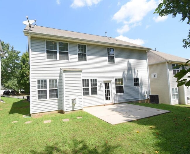 Building Photo - 3334 Crutchfield Pl