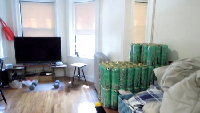 Foto del edificio - 116 Saint Stephen St