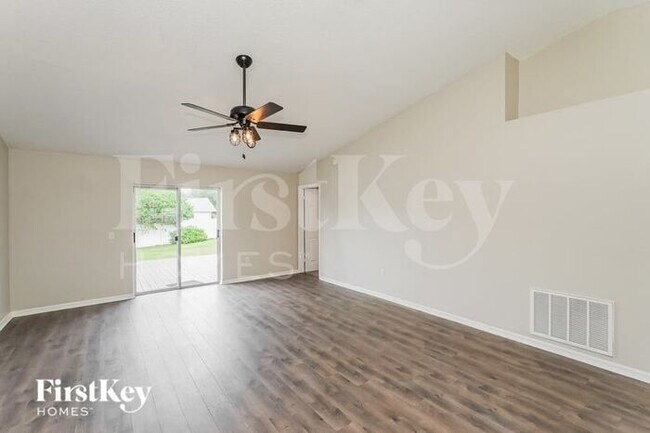 Foto del edificio - 7808 Habersham Dr