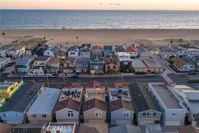 Building Photo - 208 E Balboa Blvd