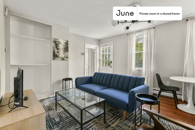 Foto del edificio - Room in Shared 2 bed/1 bath home