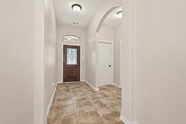 Building Photo - 28707 Mayes Bluff Dr