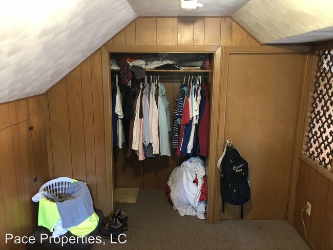 Foto del edificio - 1 br, 2 bath Apartment - 728 E. College St.