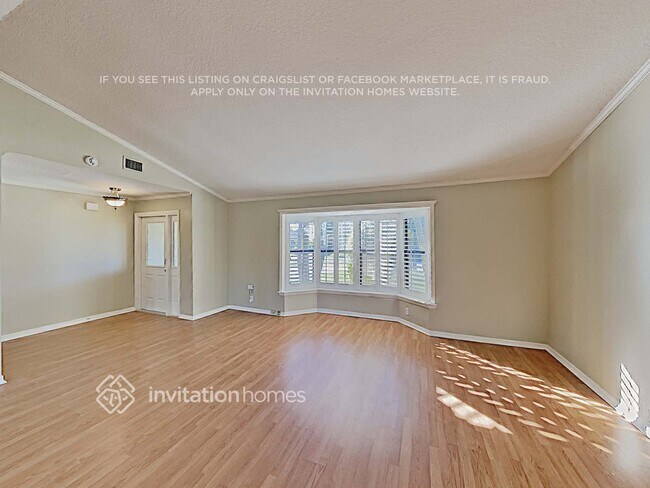 Building Photo - 1961 Primrose Ln