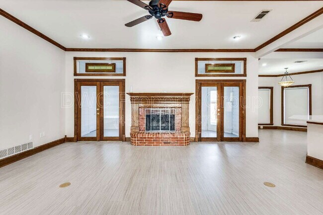 Foto del edificio - 3983 Peregrine Point