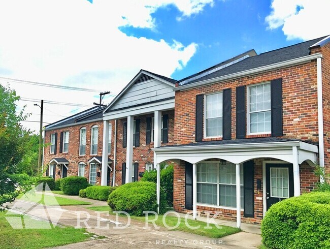 Foto del edificio - Canterbury Townhouses- Columbus, MS