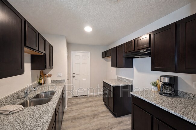 Foto del edificio - 1264 Mull St