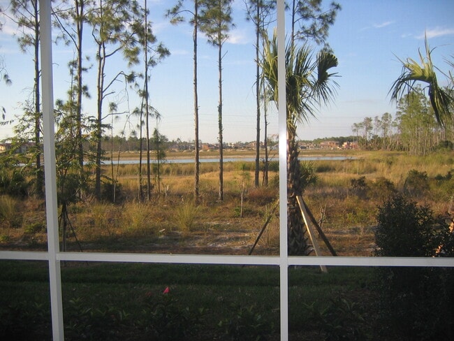 Building Photo - 12854 Carrington Cir