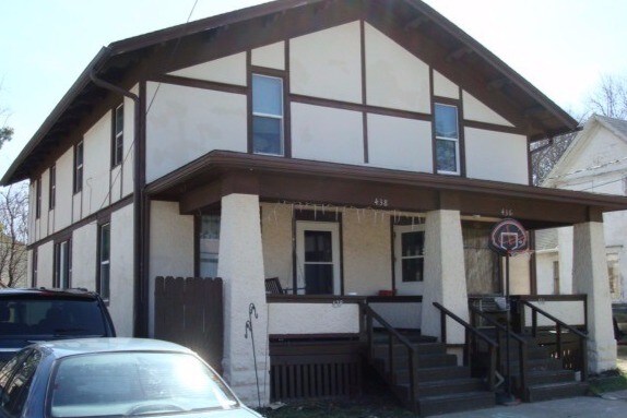 Foto del edificio - 438 N Pearl St