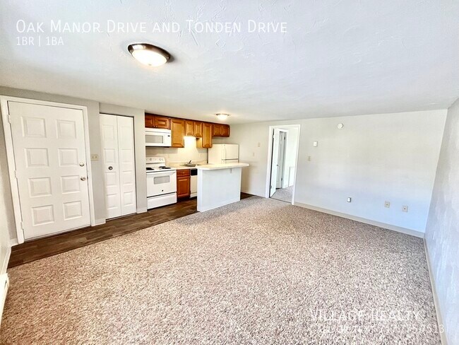 Foto del edificio - No one above or below! Remodeled 1-Bedroom...