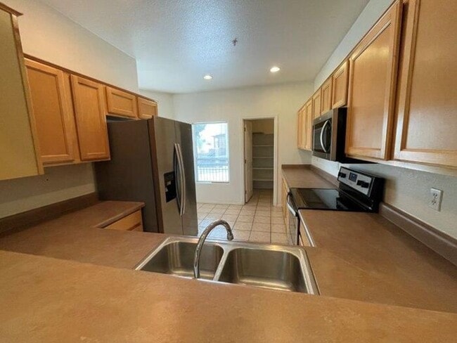 Photo - 7021 E Earll Dr House