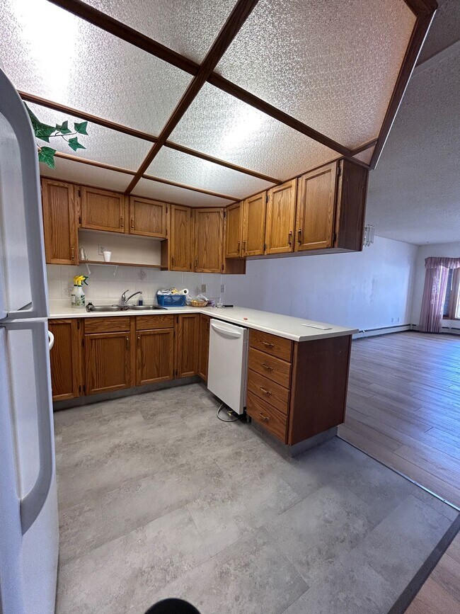 Photo du bâtiment - 2 Bed 1 Bath Unit in Ponoka, AB
