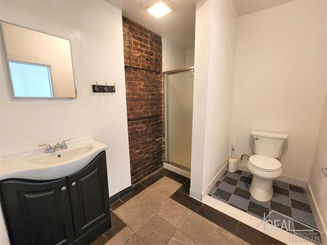 Building Photo - 2 bedroom in brooklyn NY 11201