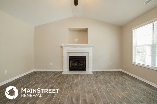 Building Photo - 1721 Brown Owl Dr
