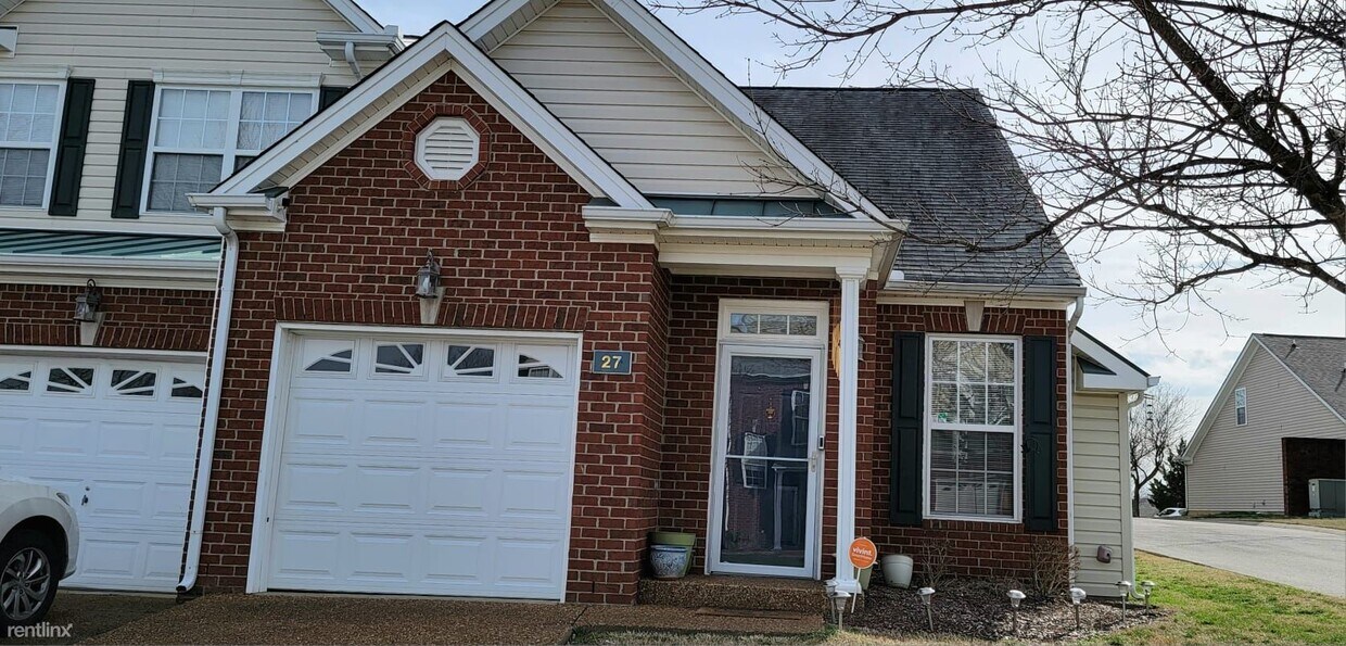 Primary Photo - 2 br, 2.5 bath Townhome - 27 Fawn Creek Pass