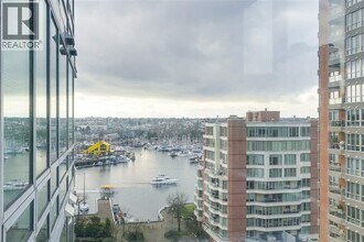 Building Photo - 1500 Hornby St