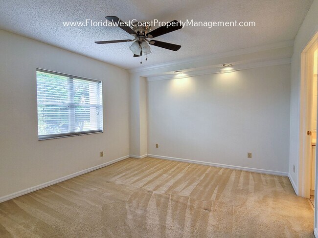 Foto del edificio - ANNUAL LEASE! SUPER CUTE 2 BEDROOM/2 BATH ...