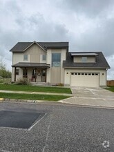 Building Photo - 1393 Advance Dr