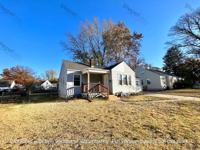 Foto del edificio - 1312 W 29th Terrace S