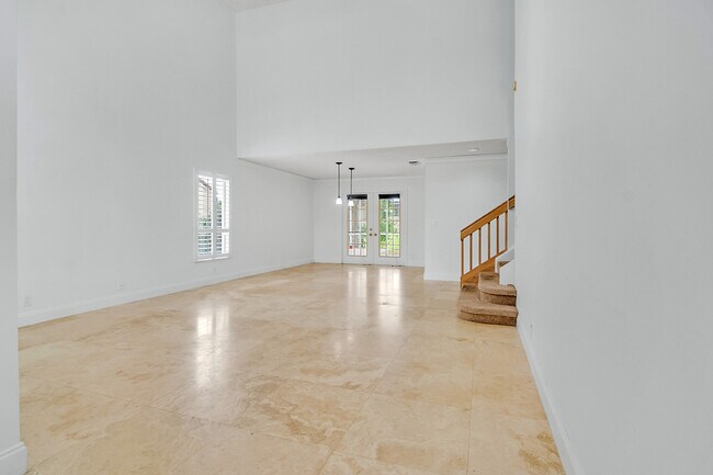 Building Photo - 1011 Siena Oaks Cir E