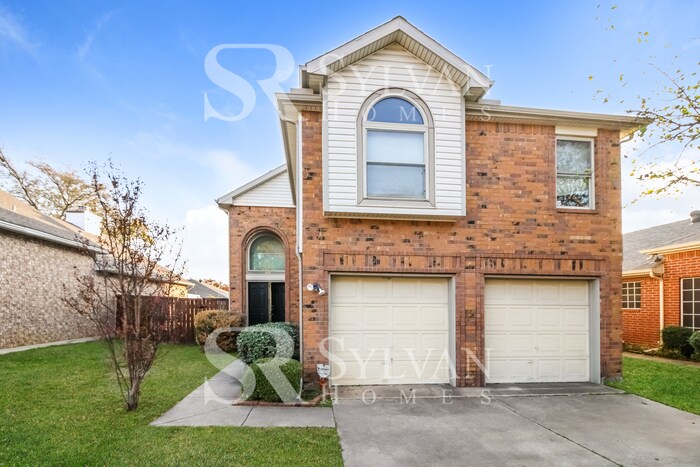 Primary Photo - Spacious 3BR 2.5BA Home Awaits You!