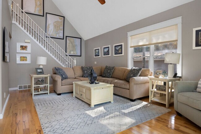 Foto del edificio - 8015 Aarwood Trail NW
