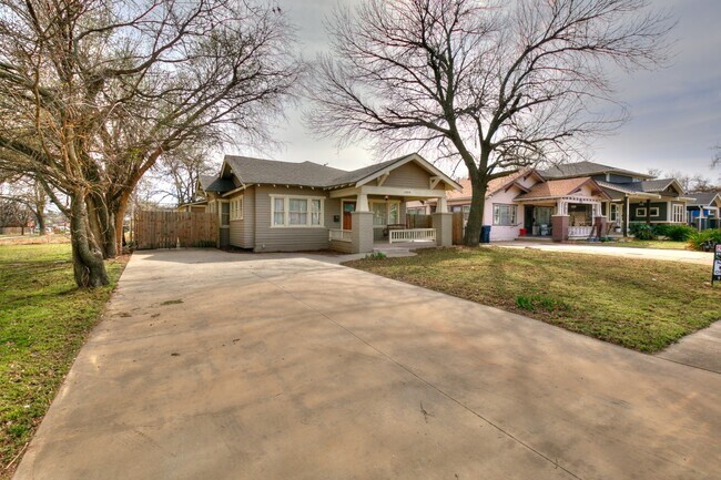 Foto del edificio - 1804 NW 15th St