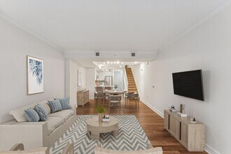 Building Photo - 616 E St NW