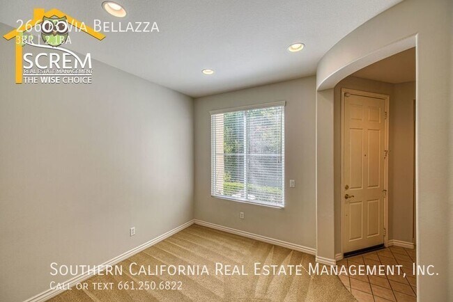 Building Photo - Attached Three Bedroom Westridge Home with...