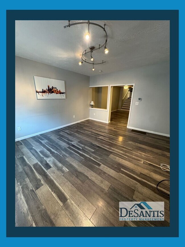 Building Photo - Spacious 4-Bedroom Home with Classic Charm...