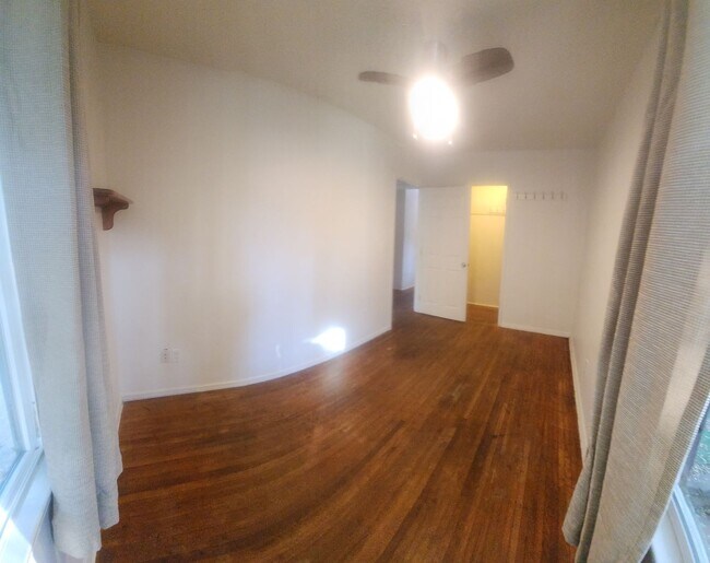 Foto del edificio - Super close to Poly- Off of Grand Avenue entrance to Cal Poly VERY CLOSE!!!