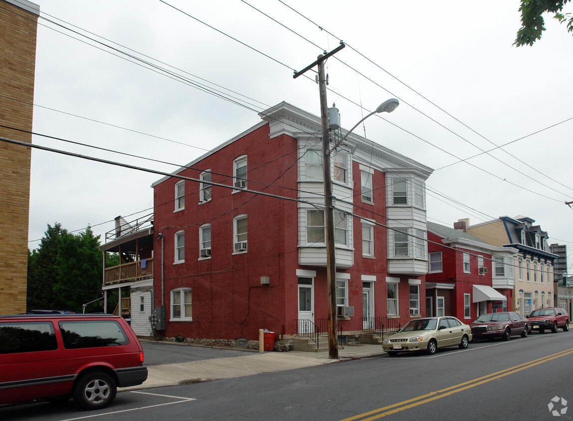Building Photo - 43-45 E Baltimore St