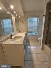 Building Photo - 206 Salem Ct