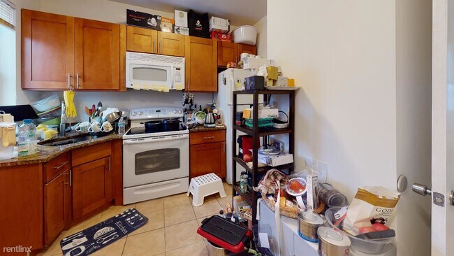 Building Photo - 2 br, 1 bath Duplex - 1922 N Darien ST Unit B