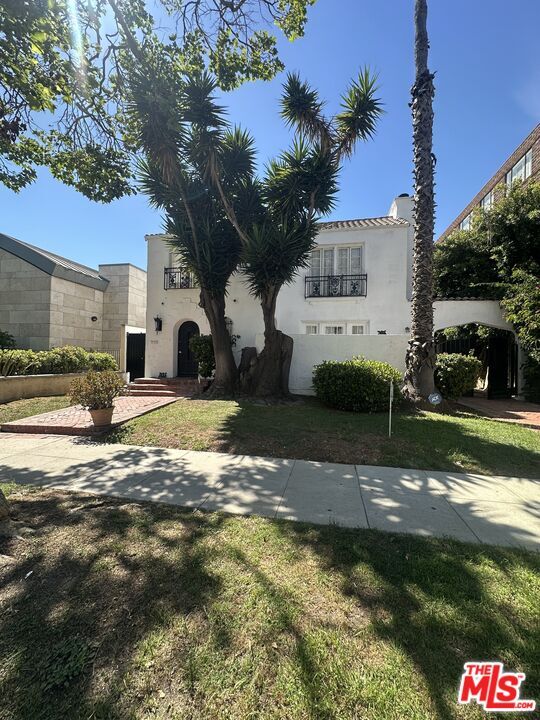 Foto del edificio - 137 Rexford Dr