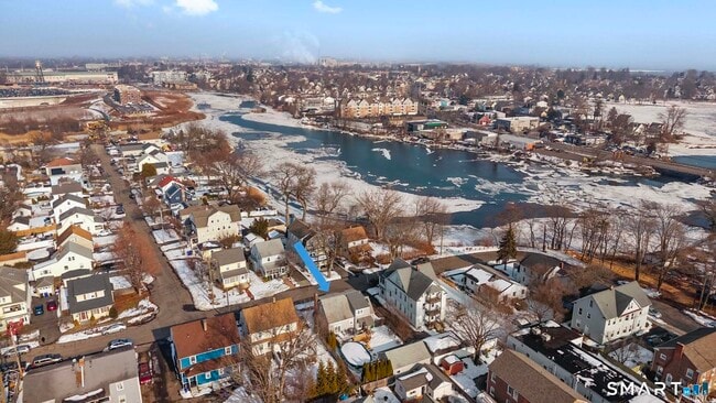 Building Photo - 41 Dalewood Ave