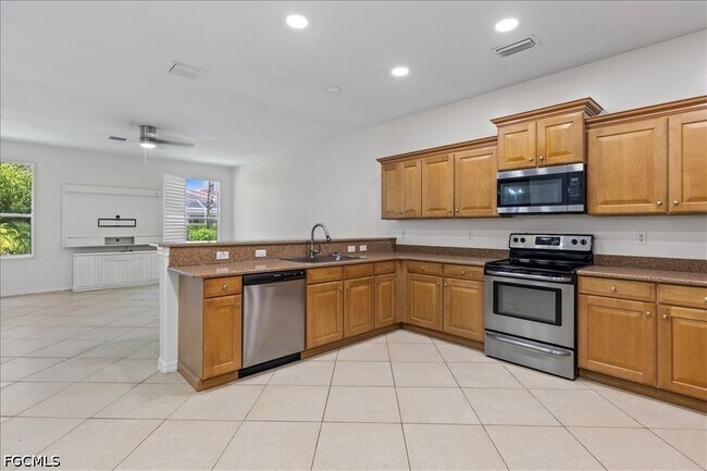 Foto del edificio - 9717 Blue Stone Cir