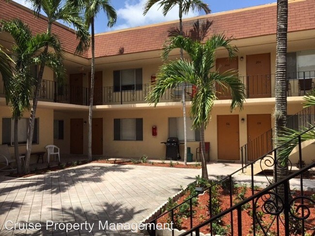 Building Photo - 515 S Sequoia Dr