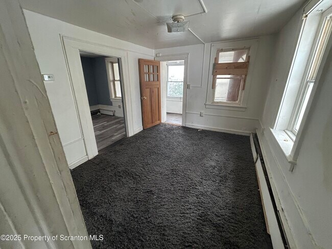 Foto del edificio - 1849 Clearview St