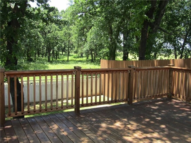 Building Photo - 3308 Lighthouse Dr