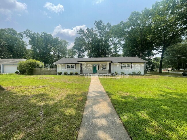Foto del edificio - 2216 Shancey Ln