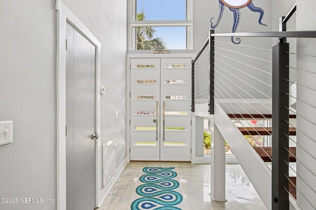 Building Photo - 248 11th St