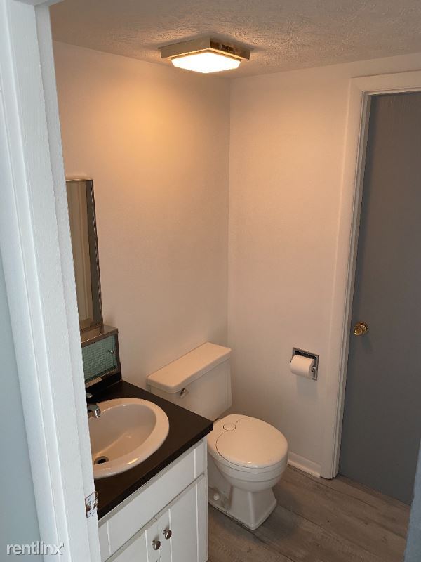 Foto del edificio - 2 br, 2 bath Townhome - 1238 Van Voorhis Rd