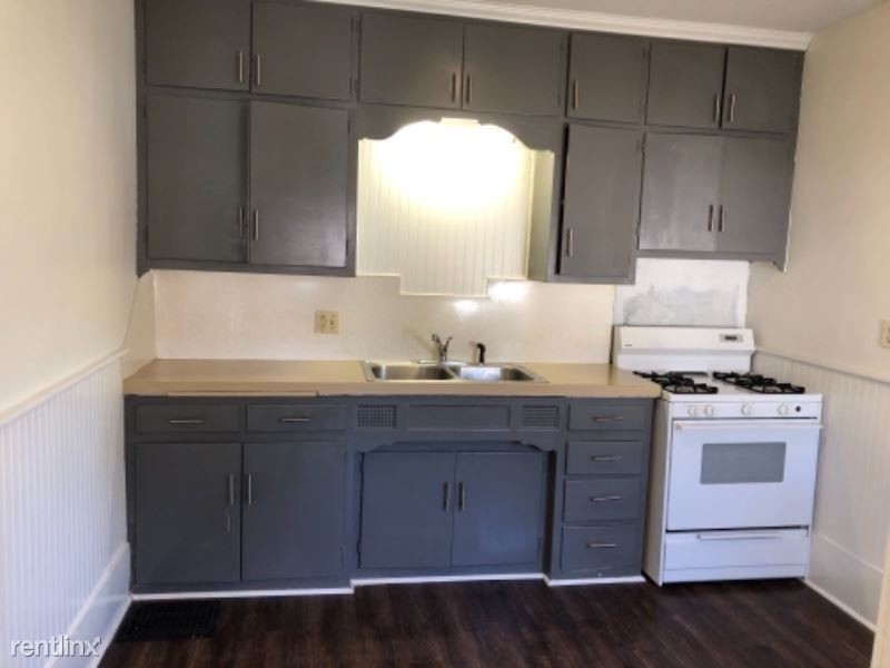 Foto principal - 815 Columbia Ave